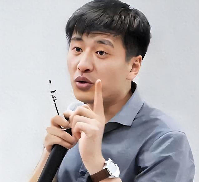 图片[12]-张雪峰前妻曝光分手内幕，难怪他和原配离婚，葬礼只邀请3类人-寻找资源网