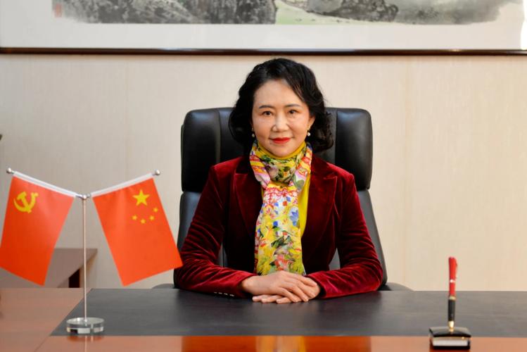 常州女首富，逼走应届生，惹众怒-寻找资源网