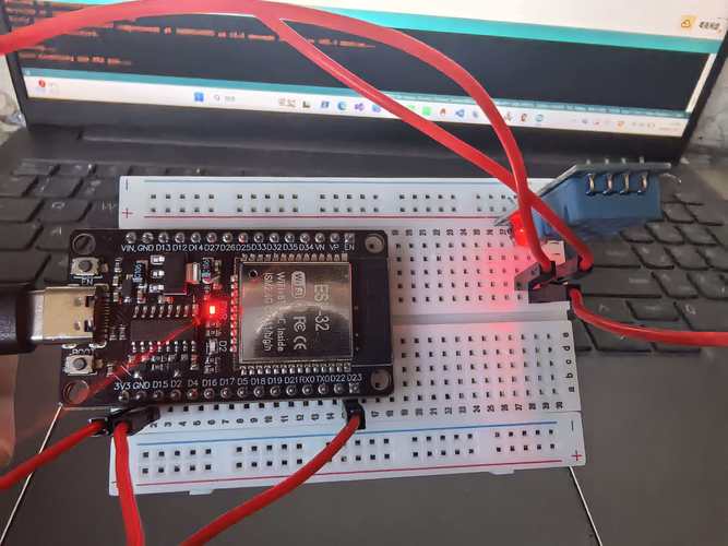 30、告别“感觉潮湿”：ESP32让环境数据一目了然-寻找资源网