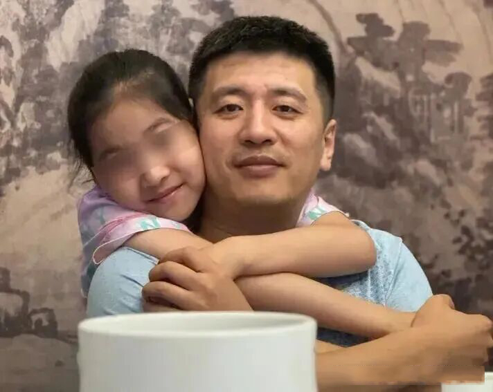 图片[9]-张雪峰遗产情况曝光！家族信托没完成就离世，曝二婚妻子付幸离异带娃，学历家境被扒-寻找资源网